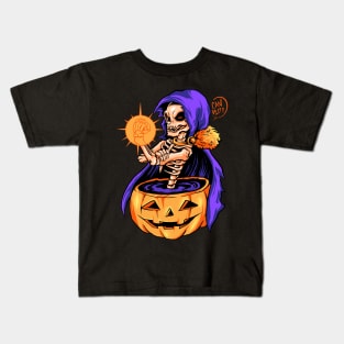 witch can do it Kids T-Shirt